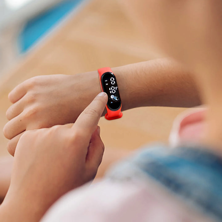 Kawaii Smart Watch For Kids Fashion Outdoor Waterproof Sports Kids' Watches Boy Girls Digital Watches Silicone